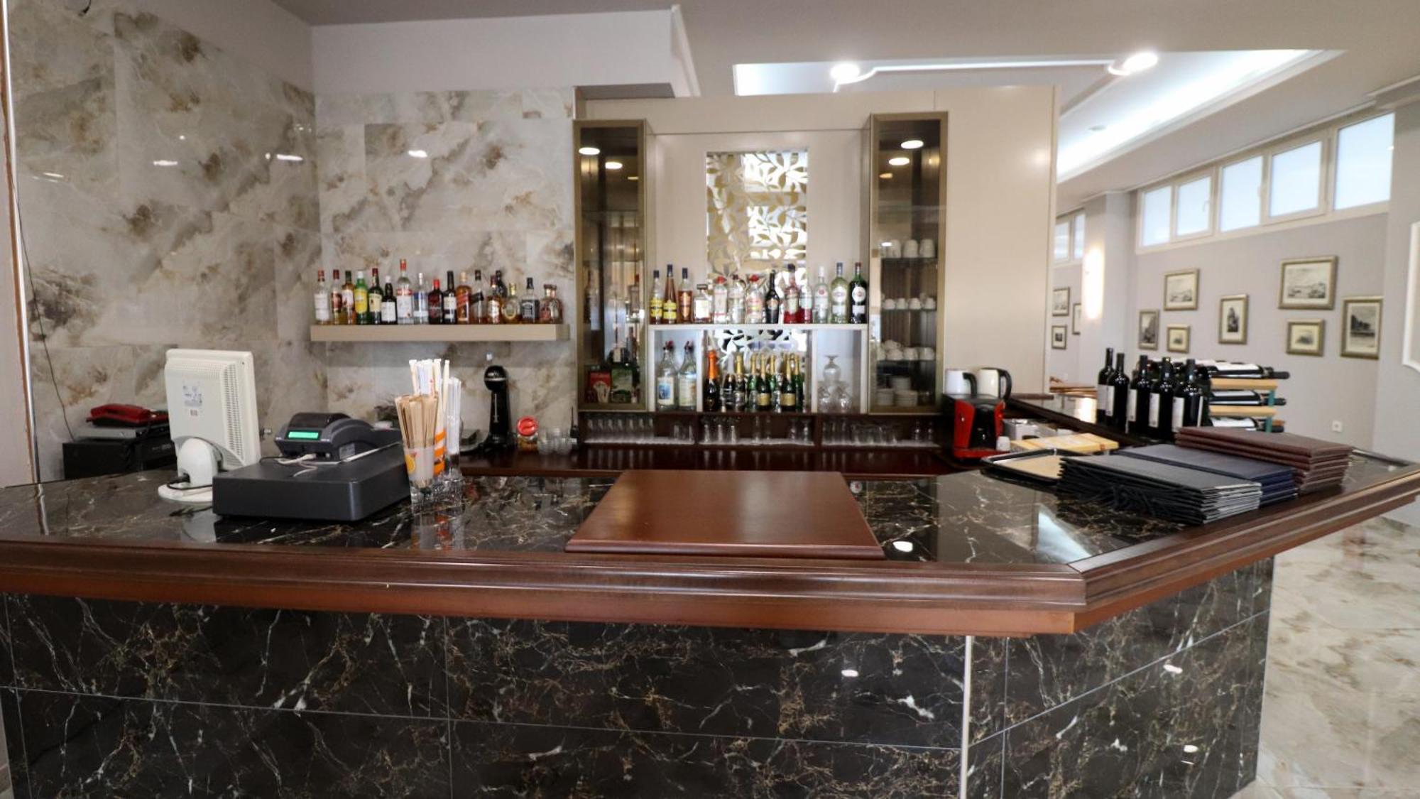 Hotel Orfeas Kalampáka Dış mekan fotoğraf