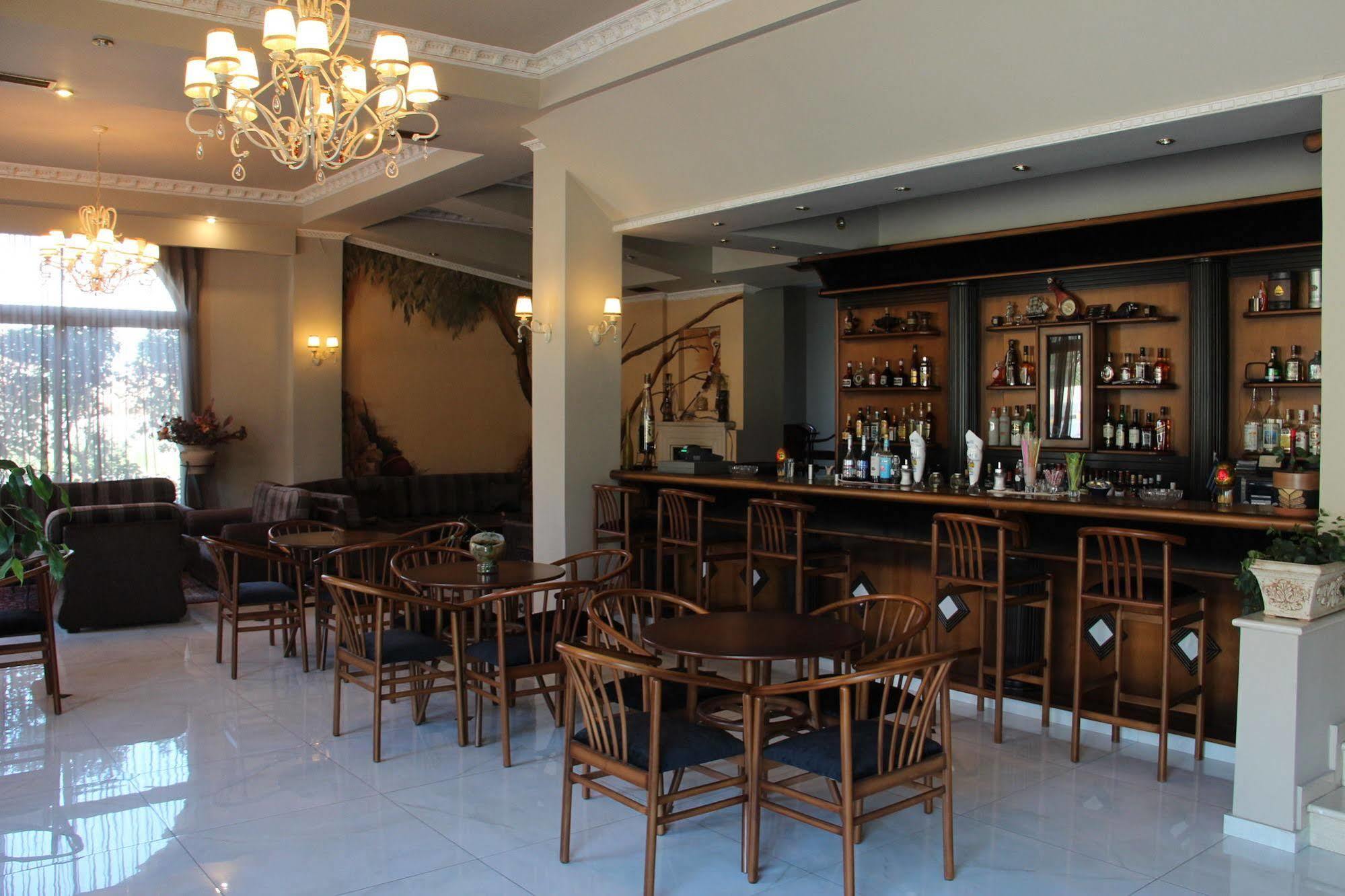 Hotel Orfeas Kalampáka Dış mekan fotoğraf